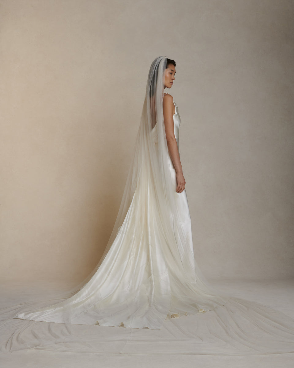 Fingertip Veil, Raw-Edge Tulle